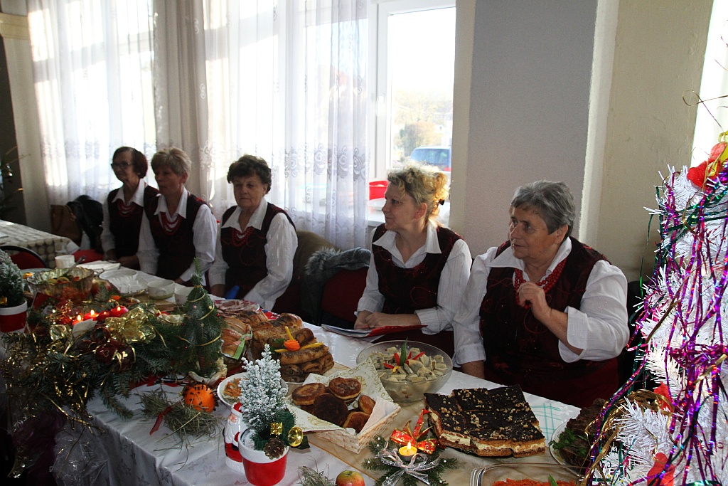 Mieszkańcy gminy Chojnów bawili się na Jarmarku w Piotrowicach