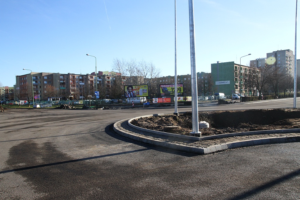 Dwudziestego grudnia a rondo na ul. Sikorskiego nadal w budowie