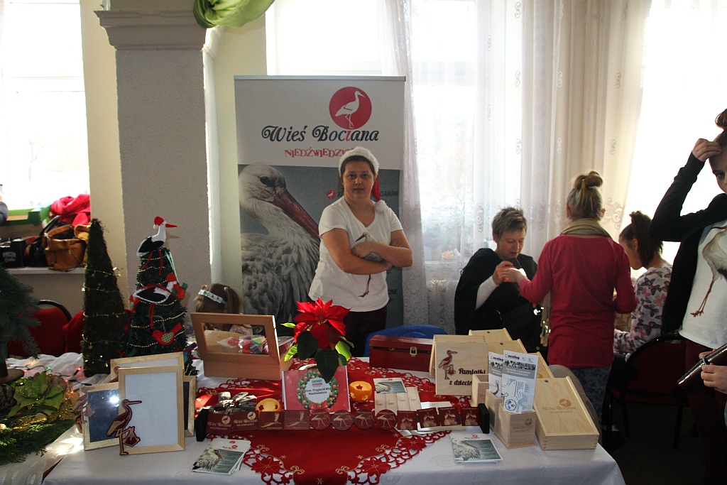 Mieszkańcy gminy Chojnów bawili się na Jarmarku w Piotrowicach