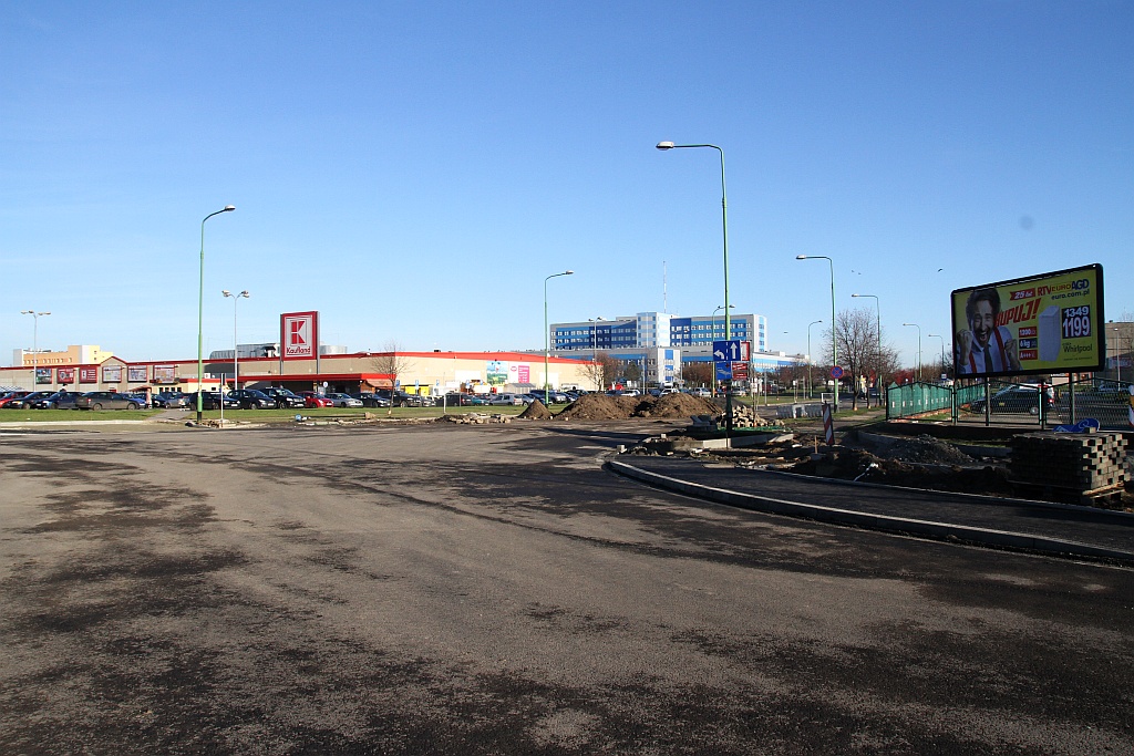 Dwudziestego grudnia a rondo na ul. Sikorskiego nadal w budowie