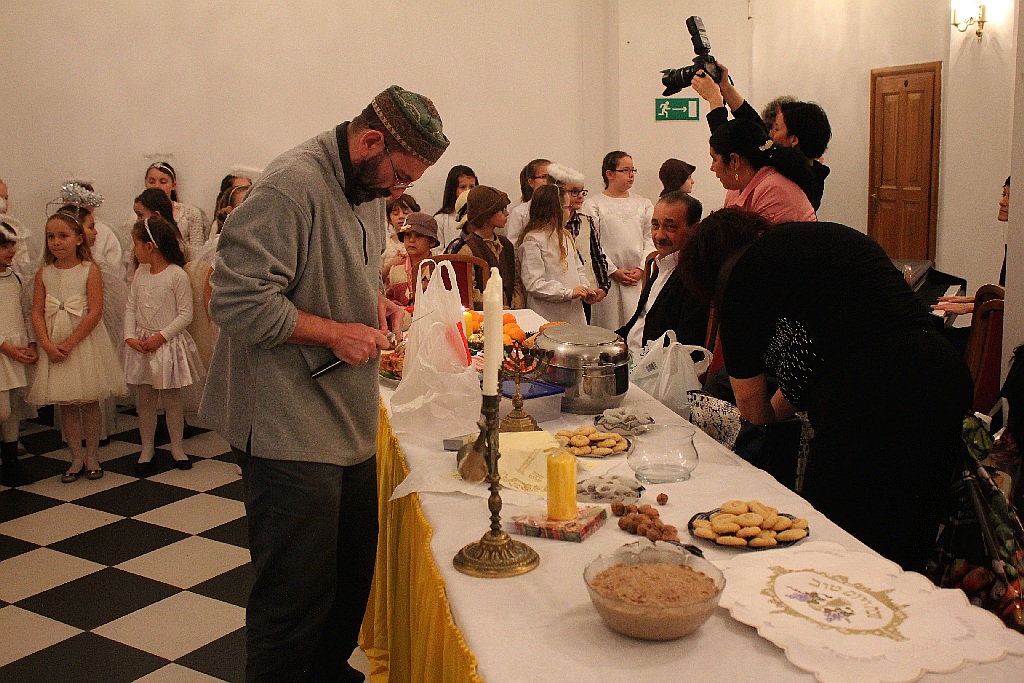 Osiem mniejszości narodowych zasiadło za wspólnym stołem