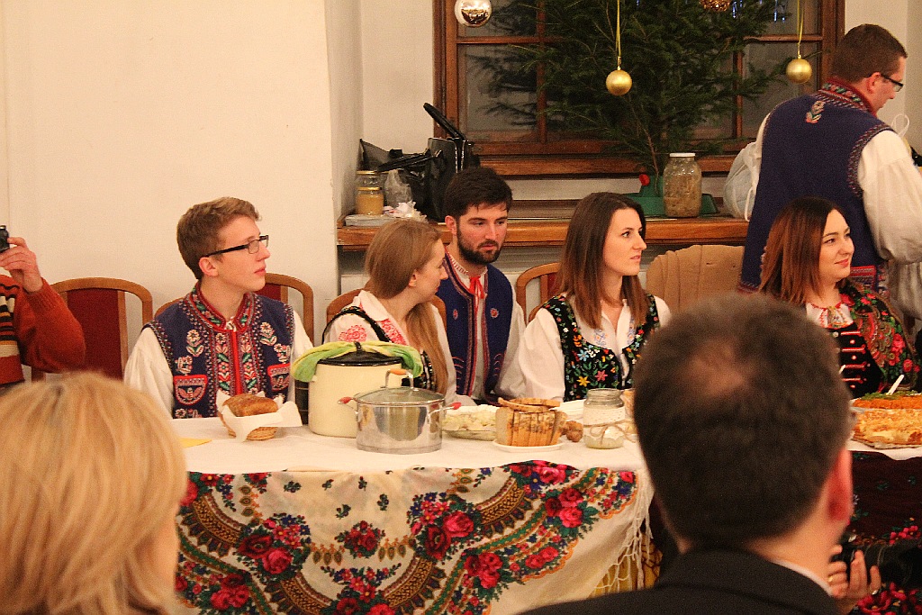 Osiem mniejszości narodowych zasiadło za wspólnym stołem