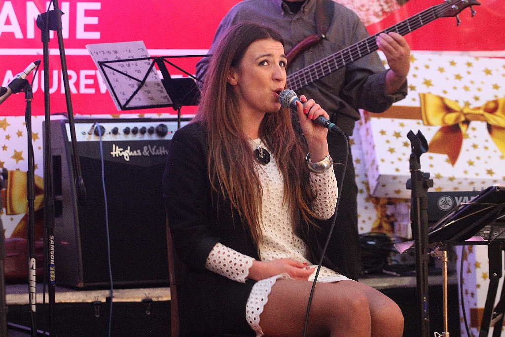 Gwiazda „Must Be The Music” kolędowała w Galerii Piastów