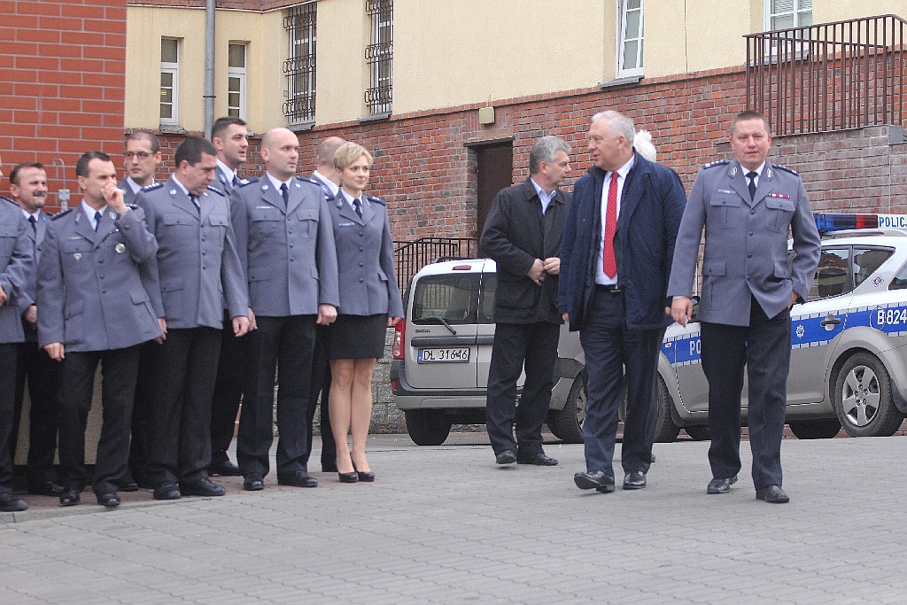Legnicka policja ma dwanaście nowiuteńkich radiowozów