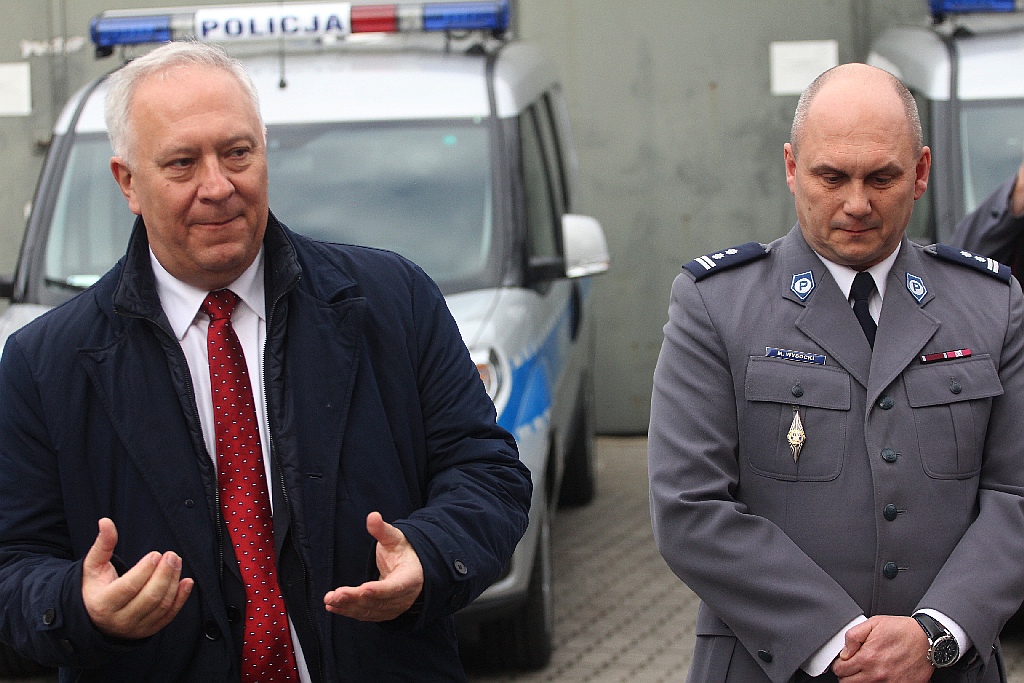 Legnicka policja ma dwanaście nowiuteńkich radiowozów