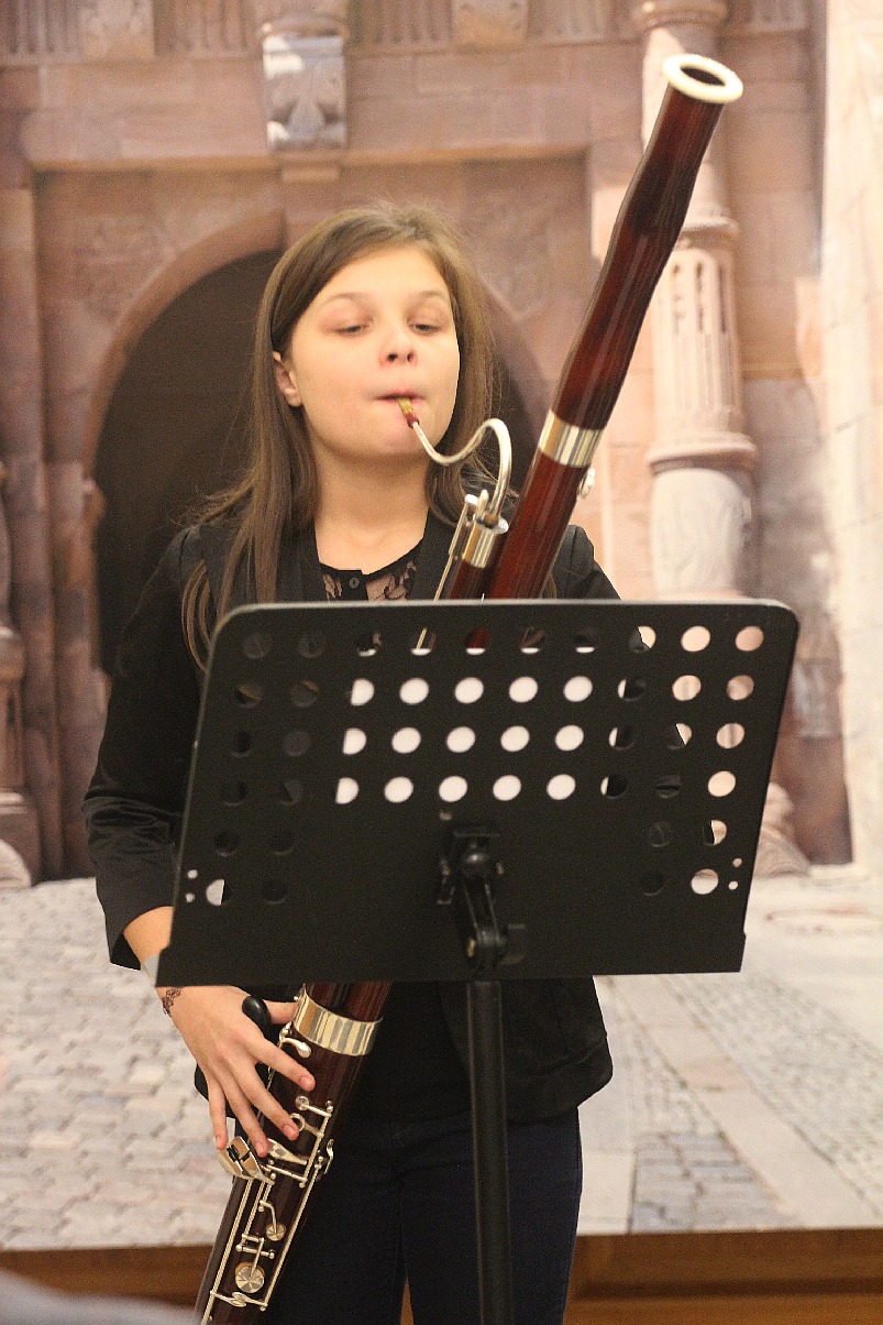 Pejzaże zimowo - świąteczne muzyką malowane w Muzeum Miedzi