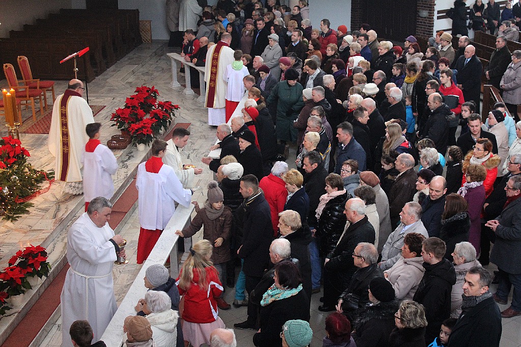 Msza święta w kościele Matki Bożej Królowej Polski w Legnicy