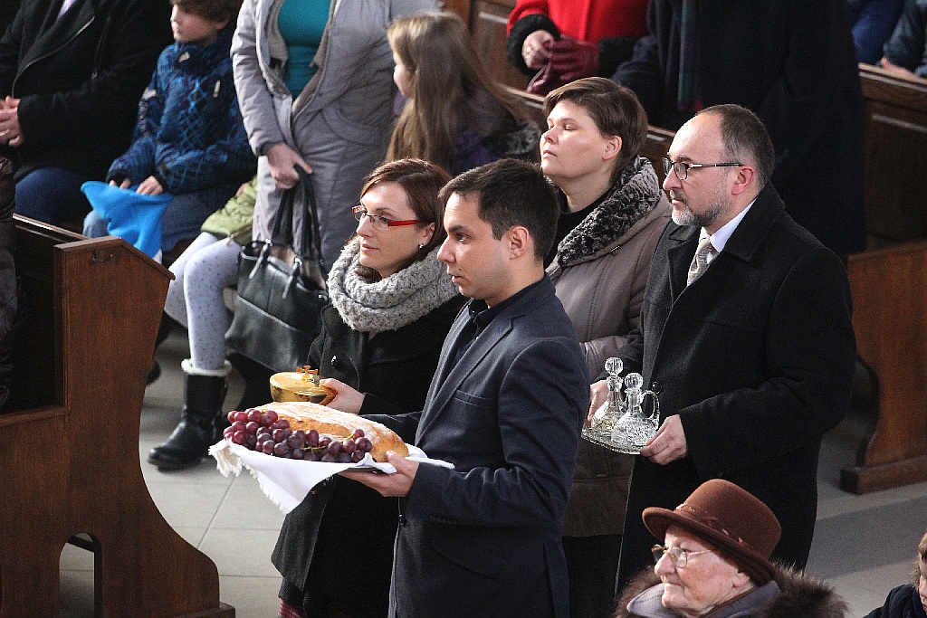 Biskup Mendyk koncelebrował Mszę św. w Niedzielę Swiętej Rodziny