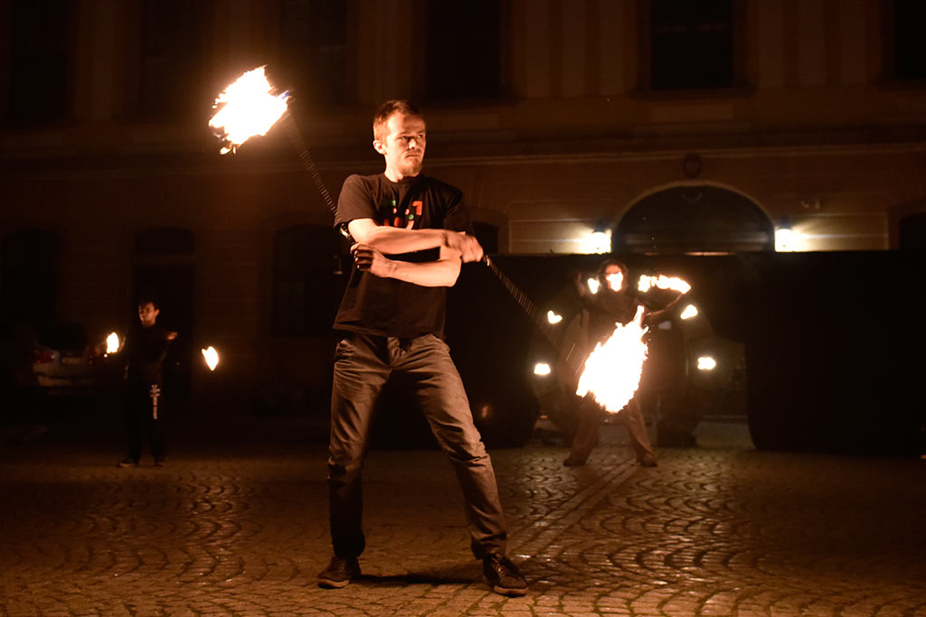 Próba generalna spektaklu „Płonąca Wyspa” Teatru Avatar