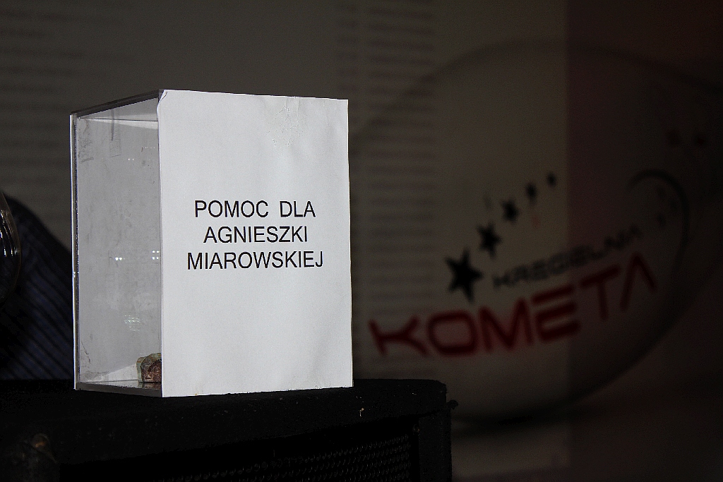 Zaśpiewali w Komecie dla Agnieszki na charytatywnym karaoke