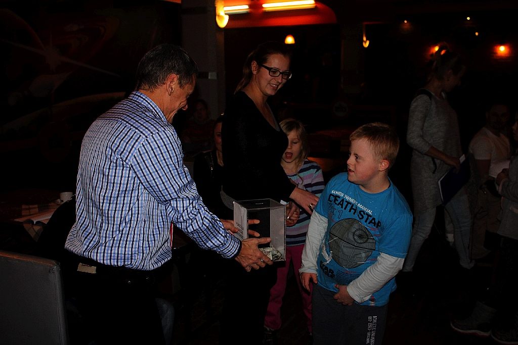 Zaśpiewali w Komecie dla Agnieszki na charytatywnym karaoke