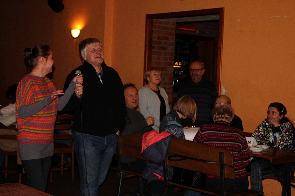 Zaśpiewali w Komecie dla Agnieszki na charytatywnym karaoke
