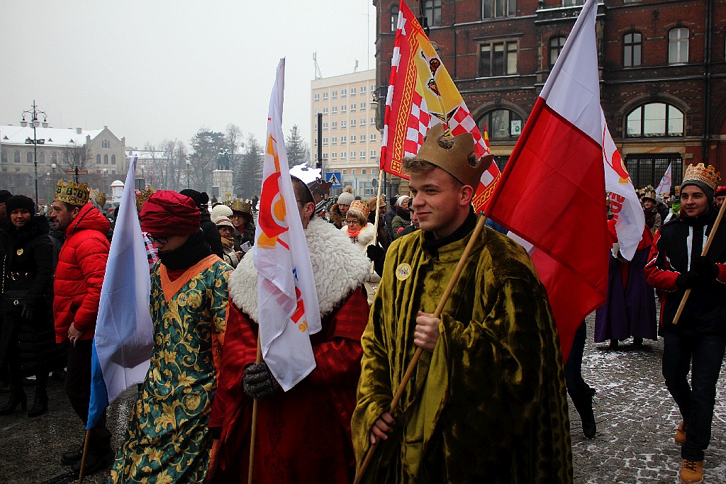 Ponad tysiąc wiernych wzięło udział w Orszaku Trzech Króli