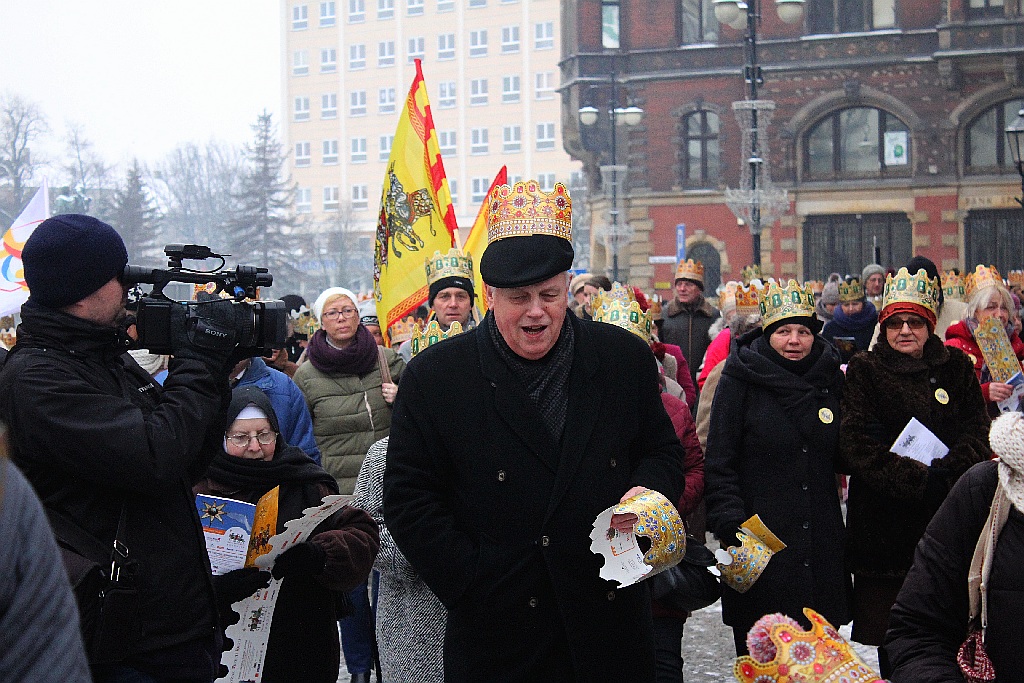 Ponad tysiąc wiernych wzięło udział w Orszaku Trzech Króli