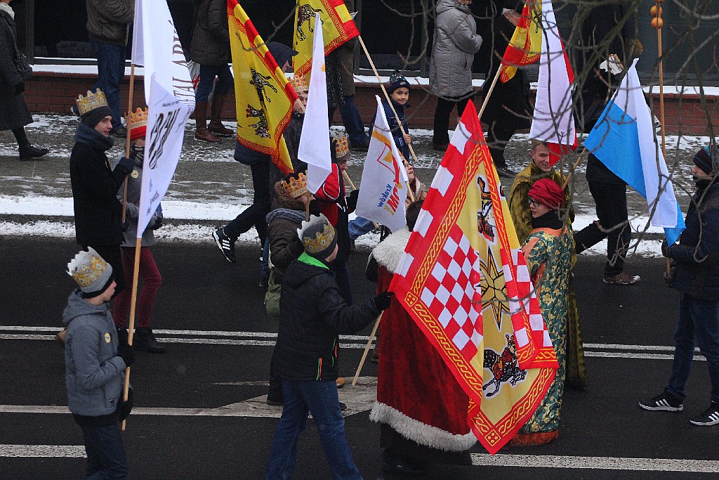 Ponad tysiąc wiernych wzięło udział w Orszaku Trzech Króli