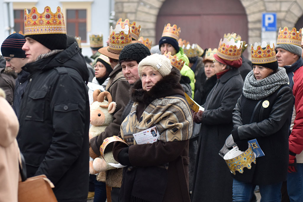 Ponad tysiąc wiernych wzięło udział w Orszaku Trzech Króli
