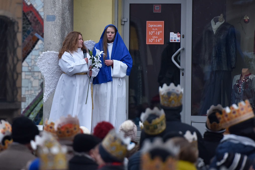 Ponad tysiąc wiernych wzięło udział w Orszaku Trzech Króli