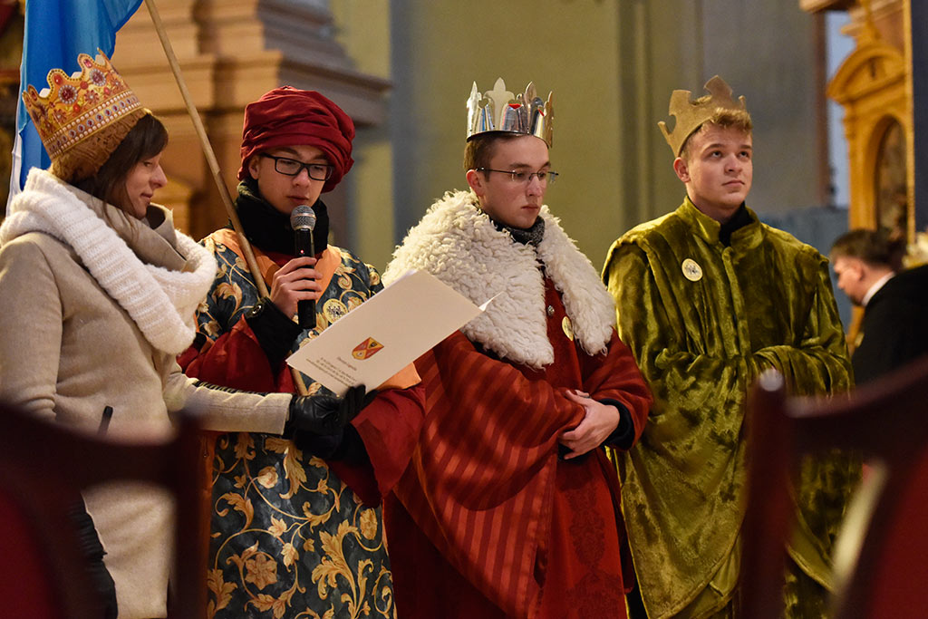 Ponad tysiąc wiernych wzięło udział w Orszaku Trzech Króli