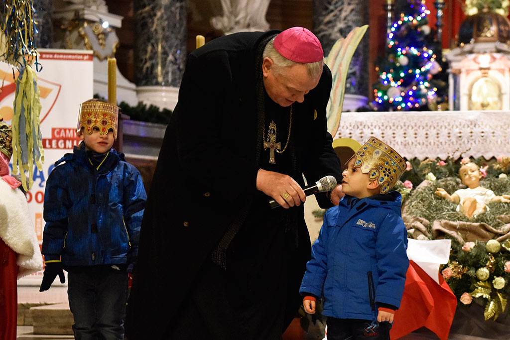 Ponad tysiąc wiernych wzięło udział w Orszaku Trzech Króli