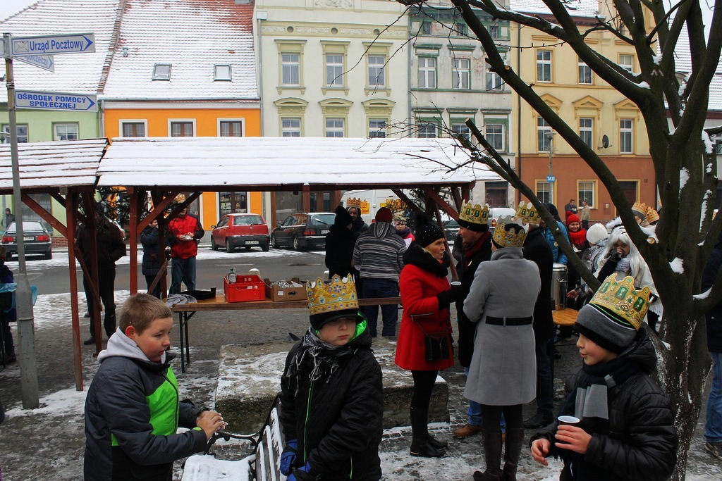 Orszak Trzech Króli przeszedł w środę ulicami Prochowic