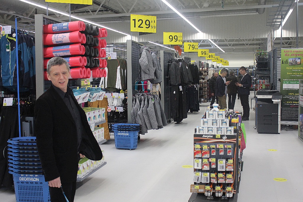 W piątek 8 stycznia Decathlon przeniósł się do nowego obiektu