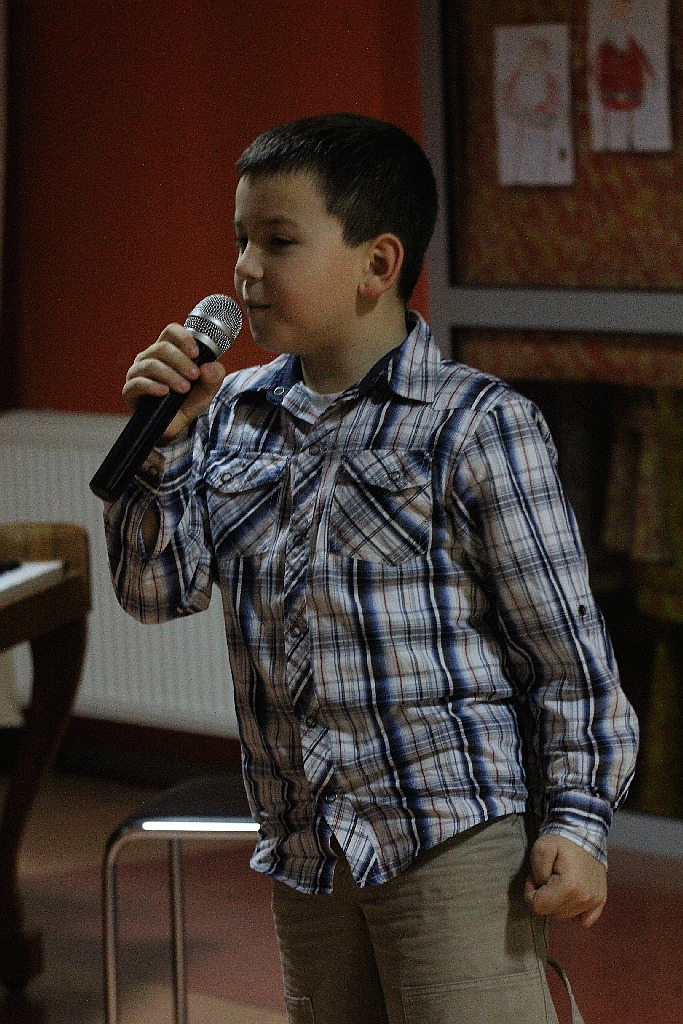 Magdalena Marchewka gościem kolędowego biesiadowania w SP 20