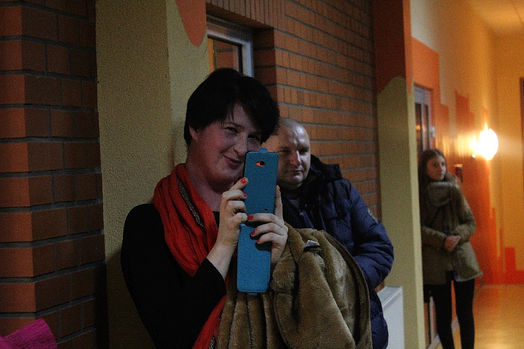 Magdalena Marchewka gościem kolędowego biesiadowania w SP 20