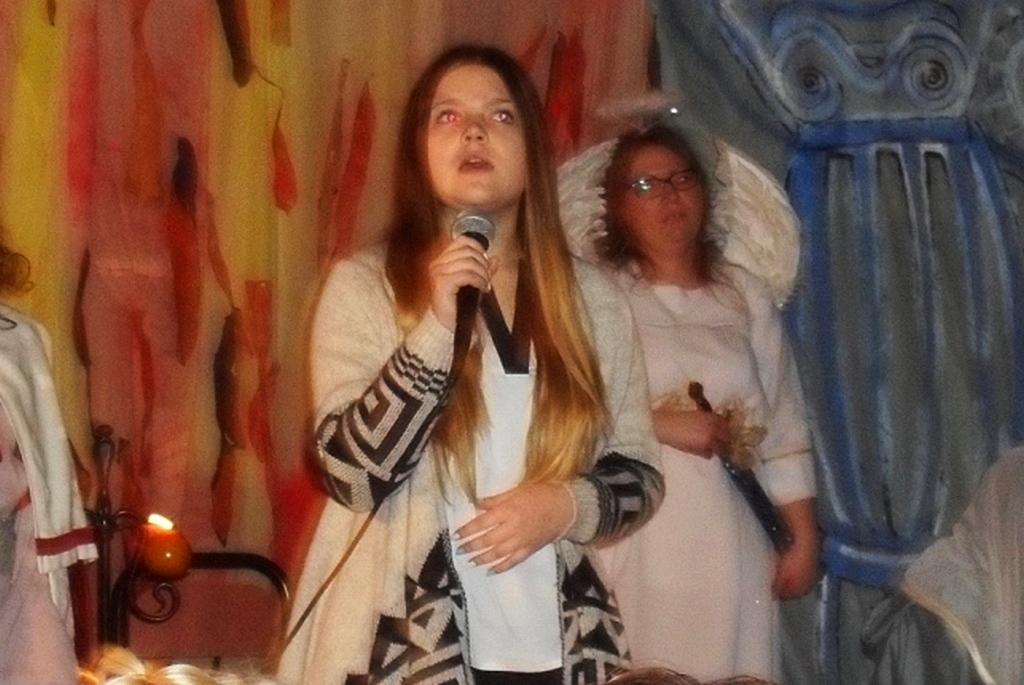 Dorośli mieszkańcy Szczytnik nad Kaczawą wystawili jasełka