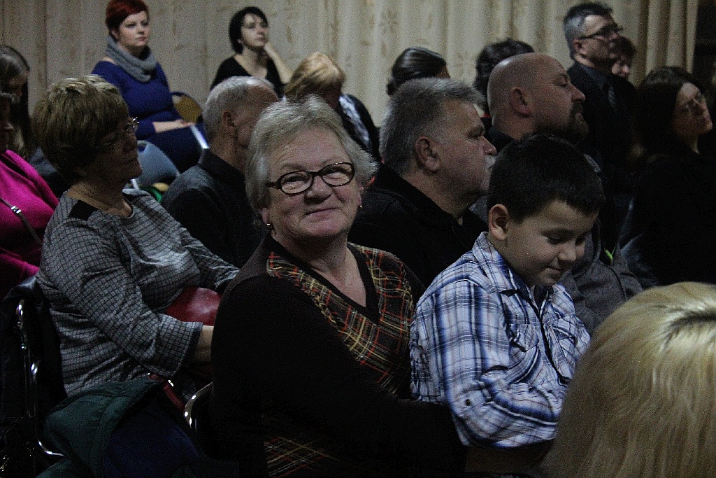 Magdalena Marchewka gościem kolędowego biesiadowania w SP 20