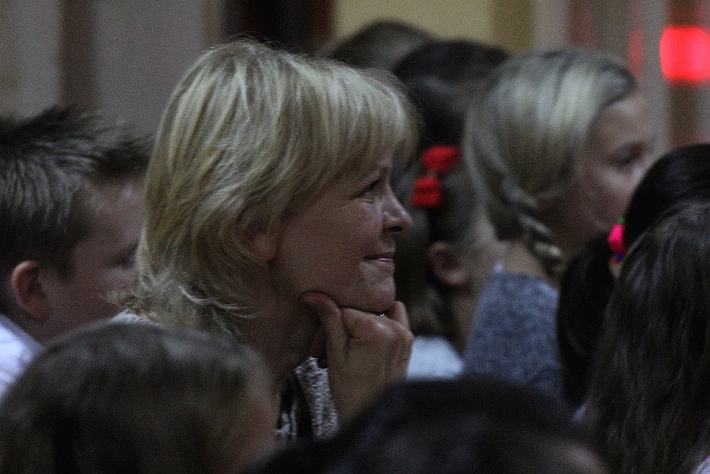Magdalena Marchewka gościem kolędowego biesiadowania w SP 20