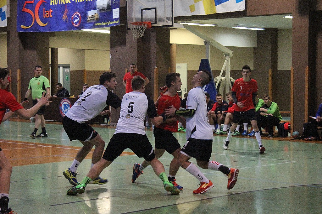 Derby Legnicy dla młodych piłkarzy ręcznych Siódemki Miedź