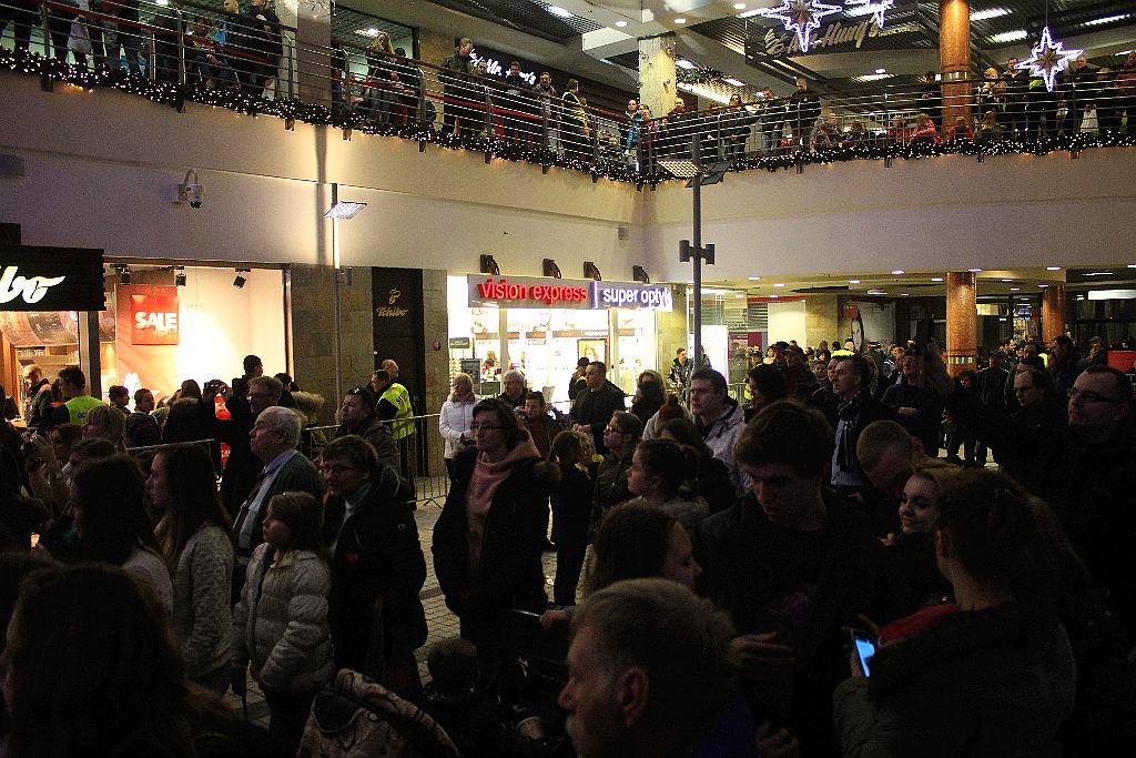 WOŚP:Kminek, Nocne Boogie i WHY na scenie Galerii Piastów