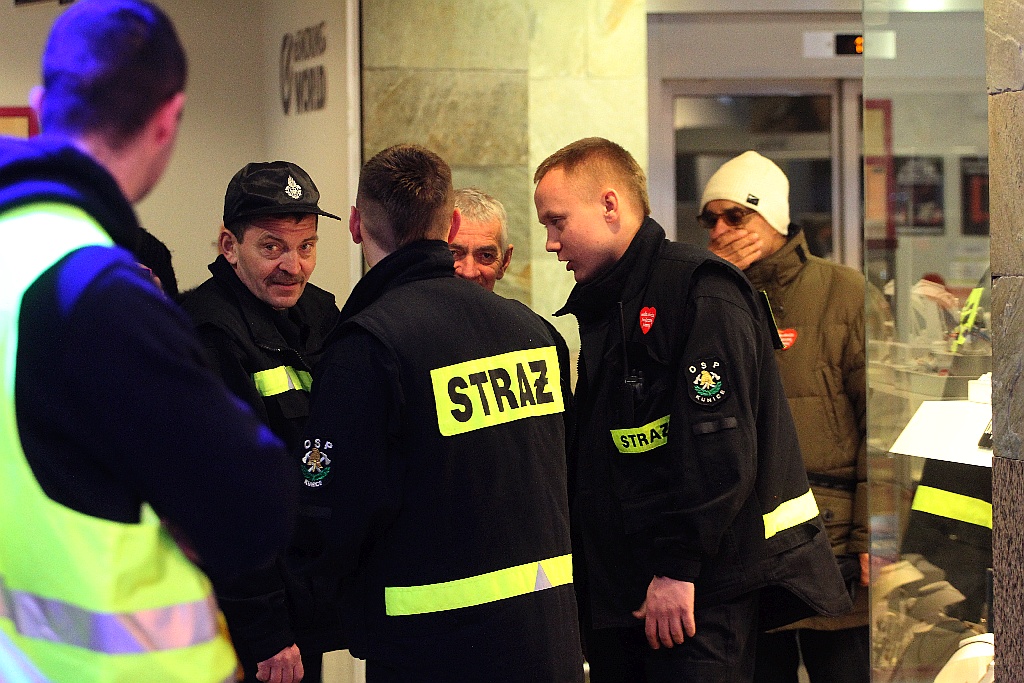 WOŚP: W Galerii Piastów rozpoczęły się koncerty i licytacje