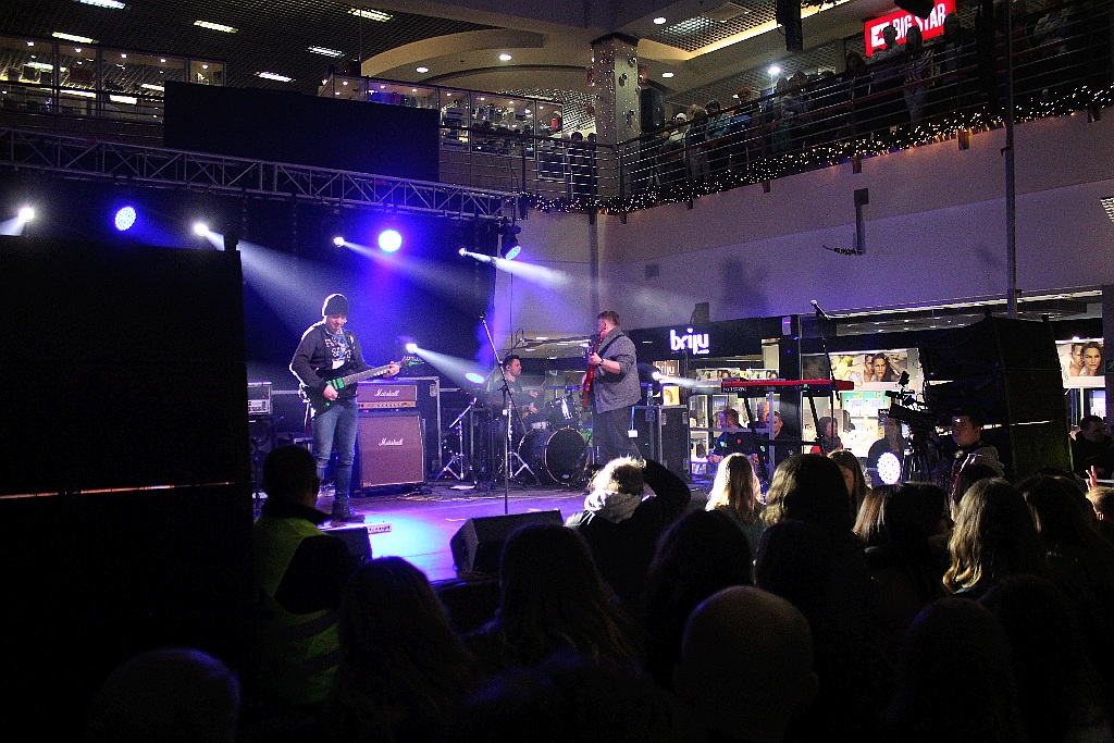 WOŚP:Kminek, Nocne Boogie i WHY na scenie Galerii Piastów