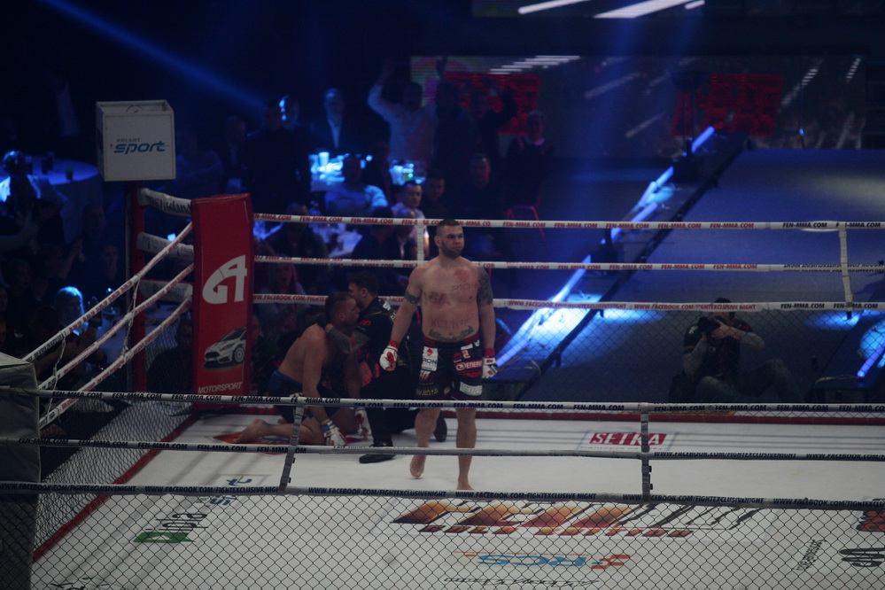 Biszczak pokonał niejednogłośnie na punkty Ormianina Hunanyana