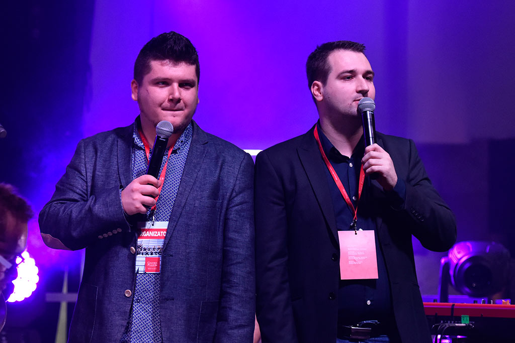 WOŚP: W Galerii Piastów rozpoczęły się koncerty i licytacje