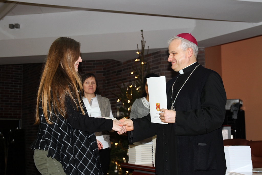 OOTK: Święty Jan Paweł II – Wychowawca młodych pokoleń