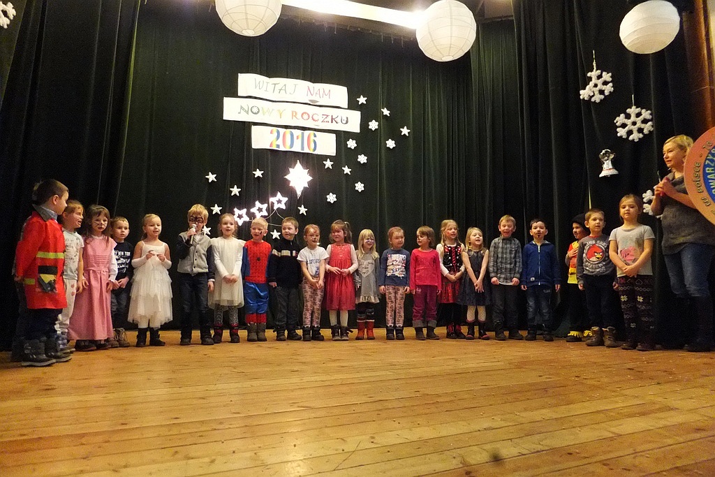 Legnickie przedszkolaki bawiły się na balu karnawałowym