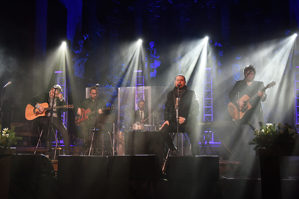 Bracia Cugowscy wraz z ojcem dali wspaniały koncert w Katedrze