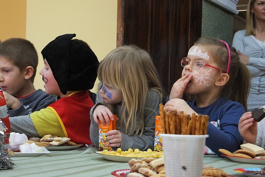 Legnickie przedszkolaki bawiły się na balu karnawałowym