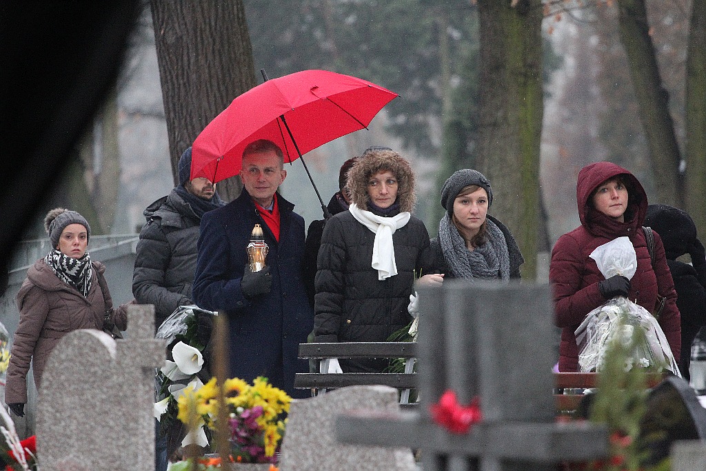 Kilkaset osób przyszło pożegnać redaktora Czesława Pańczuka