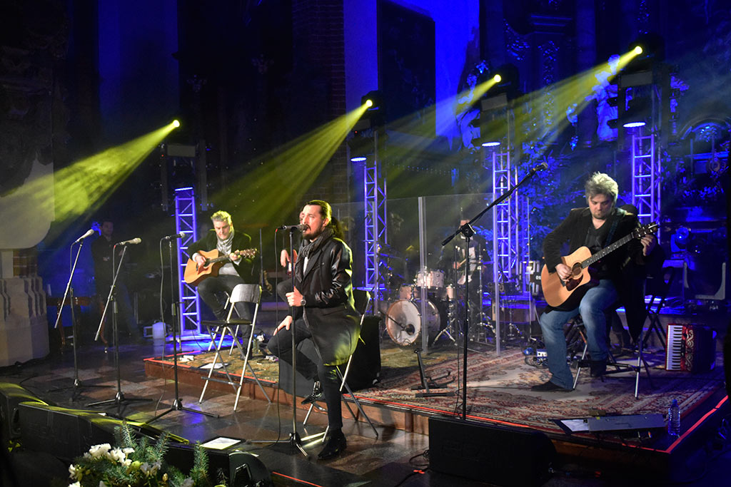 Bracia Cugowscy wraz z ojcem dali wspaniały koncert w Katedrze