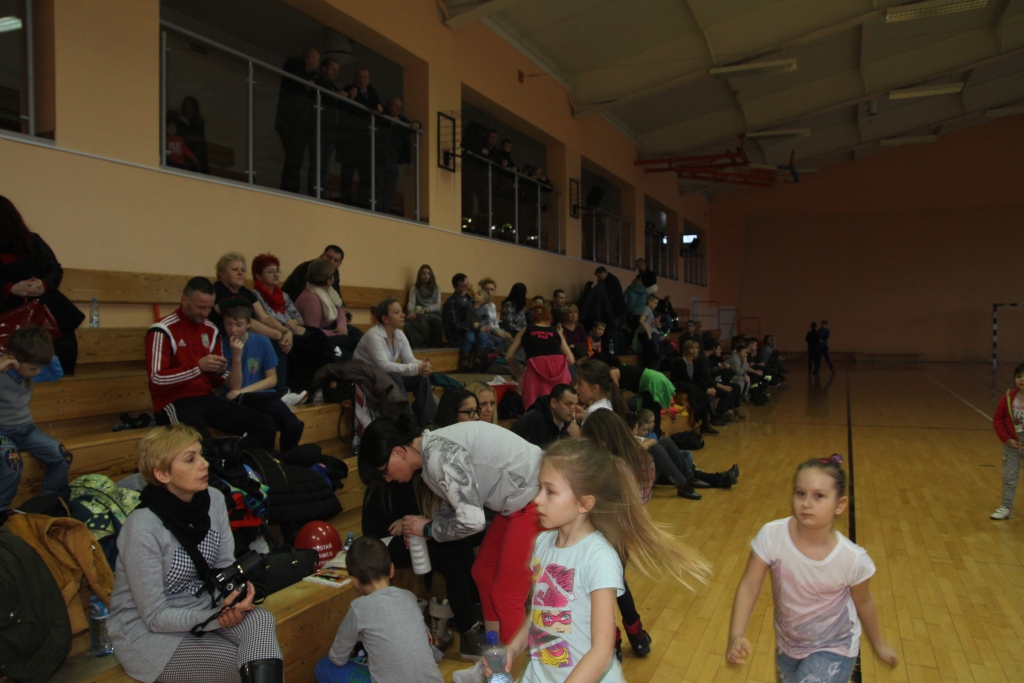 Około stu osób zatańczyło Zumbę dla chorego  Dominika Słupskiego
