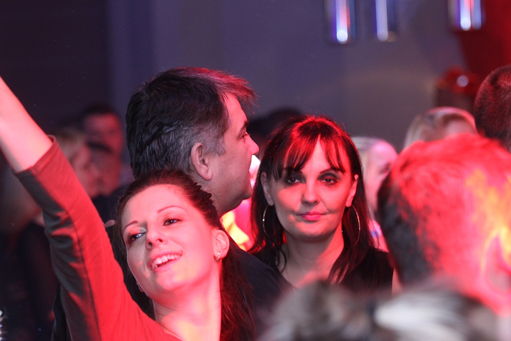 Top One rozgrzał do czerwoności publiczność w Sunny Club Music