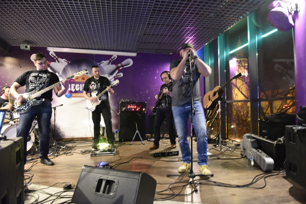 Grupa WHY zaprezentowała swój premierowy klip „Niebo”
