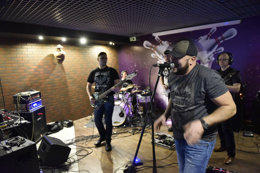 Grupa WHY zaprezentowała swój premierowy klip „Niebo”