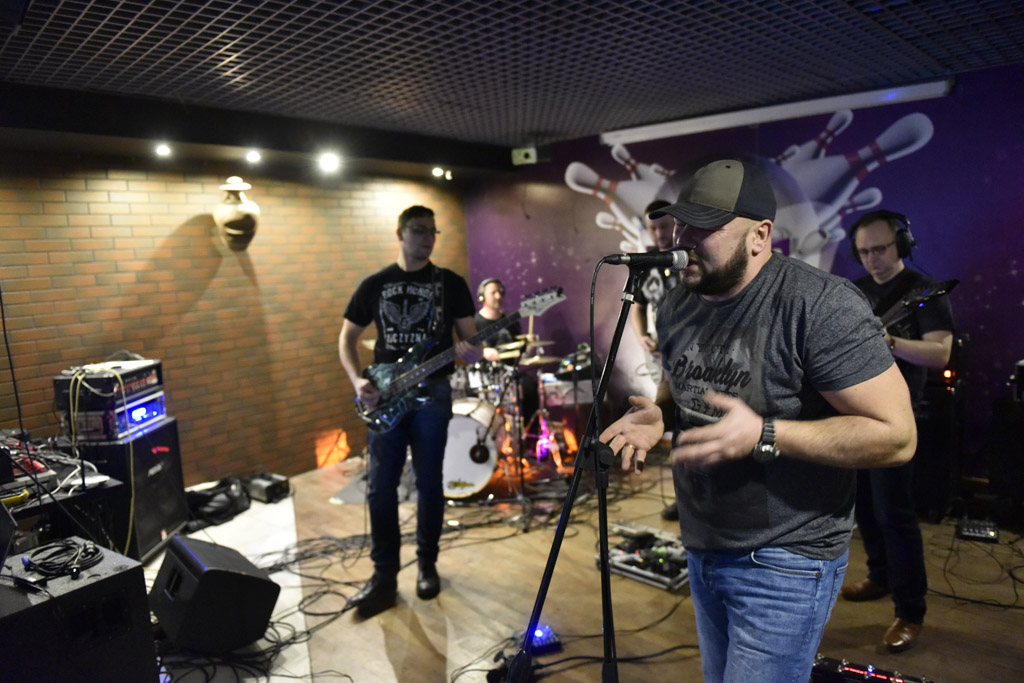 Grupa WHY zaprezentowała swój premierowy klip „Niebo”