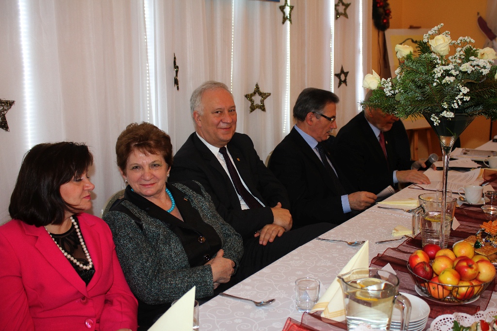 TPD uhonorowało przyjaciół dzieci  medalami i statuetkami