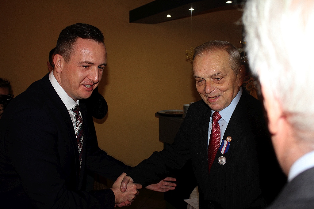 TPD uhonorowało przyjaciół dzieci  medalami i statuetkami