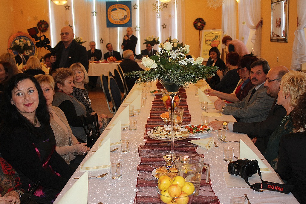 TPD uhonorowało przyjaciół dzieci  medalami i statuetkami